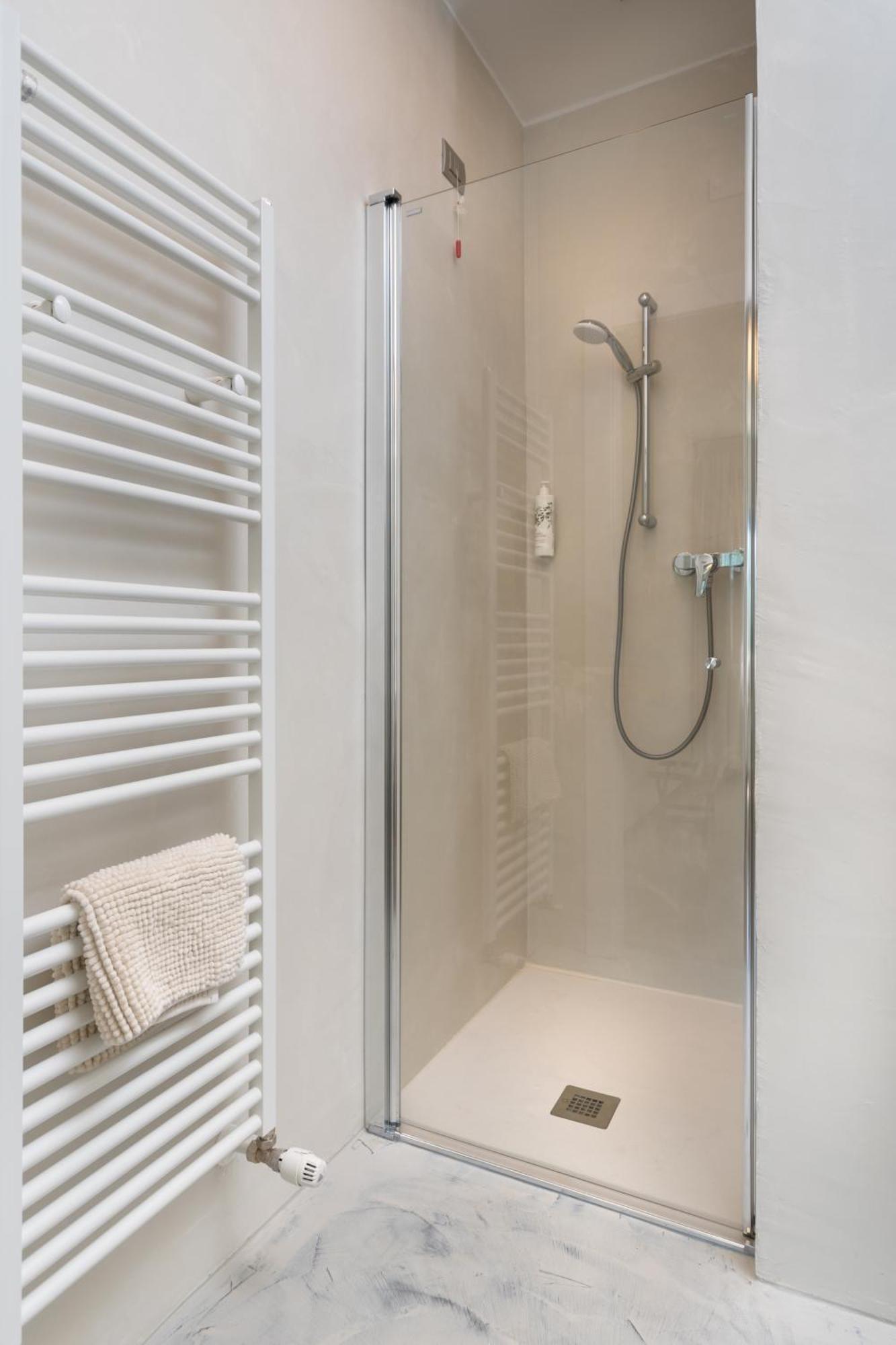 Hotel Martinelli Ronzo-Chienis Habitación foto